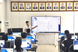 ຝຶກອົບຮົມການນໍາໃຊ້ໂປຣແກຣມອອກໃບບິນອາກອນມູນຄ່າເພີ່ມ ແລະ ໂປຣແກຣມບັນຊີ