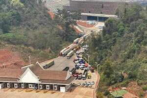 ຫາລືບັນຫາທີ່ຕິດພັນກ່ຽວກັບການອໍານວຍຄວາມສະດວກທາງດ້ານການຄ້າ-ການຂົນສົ່ງ