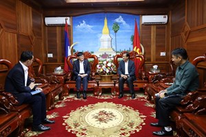 ເຈົ້າແຂວງຄຳມ່ວນ ຕ້ອນຮັບ ລັດຖະມົນຕີກະຊວງ ສສກ