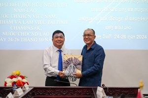 ສະມາຄົມມິດຕະພາບລາວ - ຫວຽດນາມແຂວງຈໍາປາສັກ-ນະຄອນໂຮ່ຈີມິນ ພົບປະສອງຝ່າຍ