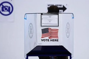 ອາເມຣິກາຜູ້ມີສິດເລືອກຕັ້ງຫຼາຍກວ່າ 41 ລ້ານຄົນໄດ້ປ່ອນບັດລ່ວງໜ້າ