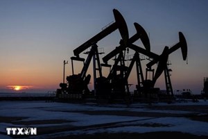 ລາຄານໍ້າມັນ ຢູ່ ອາຊີ ເພີ່ມຂຶ້ນຫຼາຍກວ່າ 1 ໂດລາ