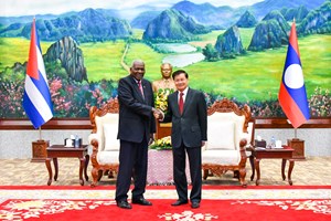 ປະທານປະເທດ ຕ້ອນຮັບປະທານສະພາແຫ່ງຊາດອໍານາດປະຊາຊົນ ແຫ່ງ ສ ກູບາ