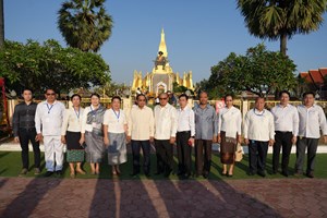 ສະຫາຍຜູ້ປະຈຳການ ຮອງປະທານປະເທດ ຢ້ຽມຊົມງານບຸນນະມັດສະການພະທາດຫຼວງວຽງຈັນ