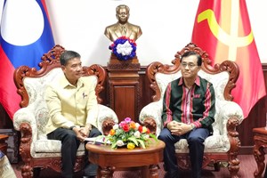 ເຈົ້າແຂວງເຊກອງ ຕ້ອນຮັບກົງສູນໃຫຍ່ ສສ ຫວຽດນາມ ເຂົ້າຢ້ຽມພົບປະອໍາລາ