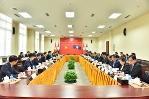 ຫ້ອງວ່າການສູນກາງພັກລາວ-ຫວຽດນາມພົບປະສອງຝ່າຍ