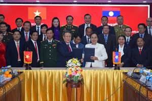 ຄະນະຜູ້ແທນກຳມະການຊາຍແດນ ສະຫວັນນະເຂດ-ກວາງຈິ ເຊັນບົດບັນທຶກຮ່ວມກັນປະຈໍາປີ