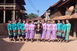 ທ່ານ ລມຕ ກະຊວງ ຖວທ ເຄື່ອນໄຫວຊຸກຍູ້ວຽກງານຢູ່ແຂວງຜົ້ງສາລີ