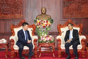 ປະທານສນຊ ຕ້ອນຮັບການເຂົ້າຢ້ຽມພົບປະຄະນະສະພາການຄ້າແຂວງຫູນານ