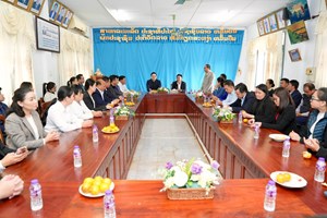 3 ອົງການຈັດຕັ້ງມະຫາຊົນກະຊວງການຕ່າງປະເທດມອບເຄື່ອງຊ່ວຍເຫຼືອໃຫ້ແກ່ໂຮງຮຽນສາມັນກິນນອນຊົນເຜົ່າແຂວງອຸດົມໄຊ