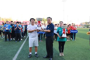 ແຂ່ງຂັນກິລາເຕະບານ ມິດຕະພາບ ສະຫຼອງວັນສ້າງຕັ້ງອົງການໄອຍະການປະຊາຊົນ ຄົບຮອບ 35 ປີ