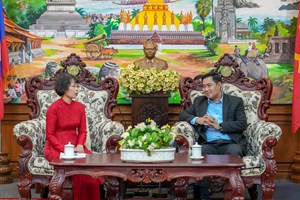 ເຈົ້າແຂວງຈໍາປາສັກຕ້ອນຮັບກົງສູນໃຫ່ຍ ສສ ຫວຽດນາມ ປະຈໍາພາກໃຕ້ລາວ ຄົນໃໝ່