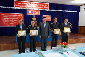 ມອບໃບຢັ້ງຢືນ ໜ່ວຍພັກ ປອດໃສ ເຂັ້ມແຂງ ໜັກແໜ້ນ ປະຈຳປີ 2023 ໃຫ້ 4 ໜ່ວຍພັກທີ່ ພະແນກການເງິນແຂວງຫຼວງນໍ້າທາ