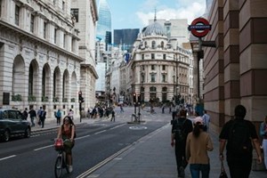 ອັງກິດ ກຽມໃຊ້ລະບົບ ETA ສຳລັບນັກທ່ອງທ່ຽວຈາກປະເທດທີ່ບໍ່ຕ້ອງຂໍວີຊາ