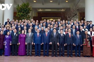 ກອງປະຊຸມພົບປະການນຳ ແລະ ອະດີດການນຳພັກ- ລັດ ຫວຽດນາມ