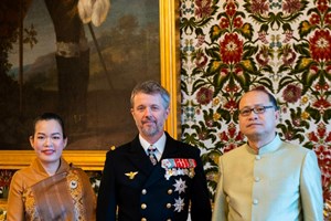 ເອກອັກຄະລັດຖະທູດ ສປປ ລາວ ຍື່ນສານຕາຕັ້ງຕໍ່ ສົມເດັດພະຣາຊາ ແຫ່ງ ຣາຊະອານາຈັກ ດານມາກ