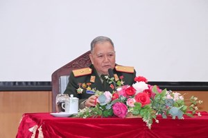 ມຊ ຫວນຄືນມູນເຊື້ອວັນສ້າງຕັ້ງກອງທັບ ຄົບຮອບ 76 ປີ