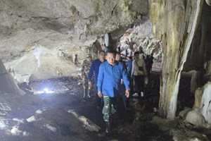 ເຈົ້າແຂວງສະຫວັນນະເຂດ ຢ້ຽມຢາມຖ້ຳຜາຫຼວງບ່ອນຈັດກອງປະຊຸມໃຫຍ່ອົງຄະນະພັກແຂວງຄັ້ງທໍາອິດ