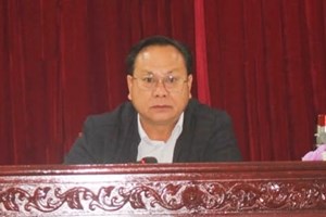 ຮອງເລຂາພັກແຂວງໄຊສົມບູນ ລົງຊຸກຍູ້ການຮຽນ-ການສອນທິດສະດີການເມືອງ ຂັ້ນຕົ້ນຮຸ່ນທີ II