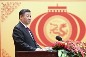 ສູນກາງພັກກອມມູນິດຈີນແລະລັດຖະບານຈີນຈັດງານອວຍພອນປີໃໝ່ບຸນກຸດຈີນ