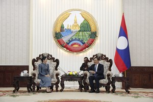 ນາຍົກລັດຖະມົນຕີ ຕ້ອນຮັບຄະນະຜູ້ແທນ ກຳປູເຈຍ