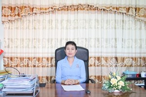 69 ປີແຫ່ງການເຕີບໃຫຍ່ຂະຫຍາຍຕົວຂອງວັນສ້າງຕັ້ງສະຫະພັນກໍາມະບານລາວ