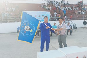 ສຳເລັດການແຂ່ງຂັນກິລາບານເຕະມິດຕະພາບ ນັກຮຽນມັດທະຍົມ 5 ແຂວງພາກເໜືອ