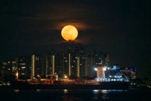 ສິງກະໂປຈະນຳໃຊ້ສີເຢັນ ທາເຮືອນພັກທີ່ລັດຈັດສັນໃຫ້