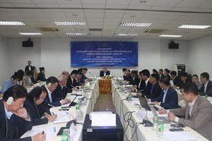 ປຶກສາຫາລືພາຍໃຕ້ວຽກງານສົ່ງເສີມການທູດເສດຖະກິດ ຂອງ ສປປລາວ