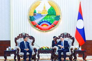 ນາຍົກລັດຖະມົນຕີຕ້ອນຮັບ ຮອງນາຍົກລັດຖະມົນຕີກຳປູເຈຍເຂົ້າຢ້ຽມຂໍ່ານັບ