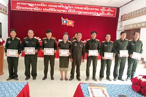 ກອງບັນຊາການທະຫານເມືອງຫຼາ ຕັ້ງໜ້າປັບປຸງກໍ່ສ້າງກໍາລັງກົມກອງໃຫ້ແຫຼມຄົມຂອງພັກ