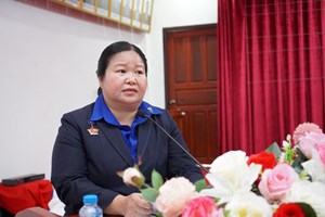 ຫຼວງນໍ້າທາ ວາງກະຕ່າດອກໄມ້ ແລະ ປາຖະກະຖາວັນສ້າງຕັ້ງ ຄຊປປລ ຄົບຮອບ 70 ປີ