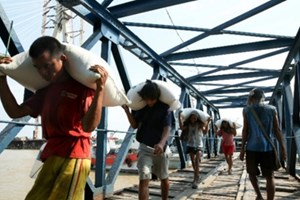 ມຽນມາ​ສົ່ງ​ອອກ​ເຂົ້າສານ​ຫຼາຍກວ່າ 2.4 ລ້ານ​ໂຕນ​ໃນ​ສົກ​ປີ 2024-2025