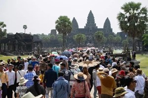 ໄຕມາດທີ 1 ປີ 2025 ນັກ​ທ່ອງ​ທ່ຽວ​ຕ່າງປະ​ເທດເຂົ້າຢ້ຽມ​ຊົມອັງກໍວັດ ເພີ່ມຂຶ້ນ14.6%