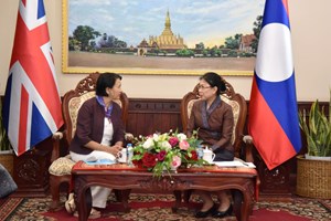 ຮອງລັດຖະມົນຕີກະຊວງການຕ່າງປະເທດອັງກິດ ເດີນທາງຢ້ຽມຢາມເຮັດວຽກ ຢູ່ ສປປ ລາວ