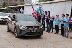 ຂະບວນລົດມະໂຫລານຂັບເຄື່ອນອາຊຽນ ຈະອອກຈາກລາວ ສືບຕໍ່ໄປກຳປູເຈຍ