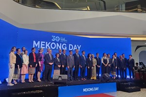 ສະຫຼອງ 30 ປີ ແຫ່ງຄວາມຈະເລີນຮຸ່ງເຮືອງໃນພາກພື້ນແມ່ນໍ້າຂອງ