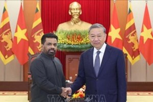 ເລ​ຂາ​ທິ​ການ​ໃຫຍ່ພັກກອມມູນິດ ຫວຽດນາມ ​ຕ້ອນ​ຮັບ​ປະ​ທາ​ນາ​ທິ​ບໍ​ດີ ສີ​ລັງ​ກາ