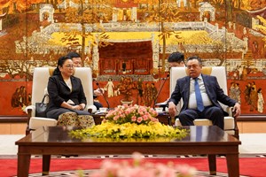 ທູດລາວ ປະຈຳ ສສ ຫວຽດນາມ ເຂົ້າຢ້ຽມຂ່ຳນັບ ສະຫາຍຮອງເລຂາພັກນະຄອນຫຼວງຮ່າໂນ້ຍ