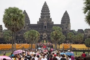 ໄຕ​ມາດ​ທຳ​ອິດຂອງປີນີ້ ​ມີ​ຊາວ​ຕ່າງປະ​ເທດ 1.83 ລ້ານ​ຄົນ ​ໄປ​ຢ້ຽມຢາມ​ກຳປູ​ເຈຍ