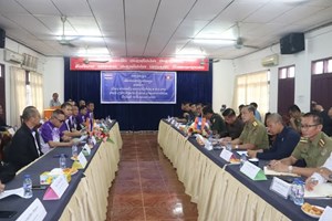 ປາກກະດິງ-ບຸ່ງຄ້າ ພົບປະຫາລືວຽກງານປ້ອງກັນຄວາມສະຫງົບຕາມແນວຊາຍແດນ