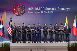 ນາຍົກລັດຖະມົນຕີ ແຫ່ງ ສປປ ລາວ ເຂົ້າຮ່ວມກອງປະຊຸມສຸດຍອດອາຊຽນ ຄັ້ງທີ 46