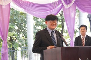 ສະເຫຼີມສະຫຼອງ ຄົບຮອບ 10 ປີ ພັດທະນາການສຶກສາຊັ້ນປະຖົມສຶກສາ