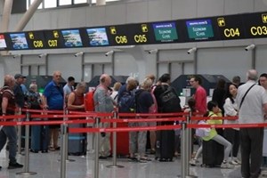 Air Cambodia ມອບ-ຮັບ ເຮືອບິນ ATR 72-600 ລຳໃໝ່