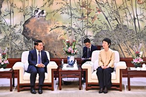 ຮອງນາຍົກລັດຖະມົນຕີ ແຫ່ງ ສປປ ລາວຕ້ອນຮັບຮອງເຈົ້າຄອງນະຄອນຊຽງໄຮ້