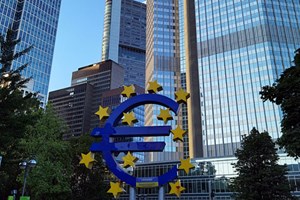 ທະ​ນາ​ຄານ​ກາງ​ເອີ​ຣົບ​ອະ​ນຸ​ມັດ​ບຸນ​ກາ​ລີ ​ເປັນ​ສະ​ມາ​ຊິກ​ເຂດທີ່​ໃຊ້​ເງິນ​ເອີ​ໂຣ