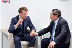 ຫວຽດ​ນາມ - ຝ​ຣັ່ງ ເພີ່ມ​ທະ​ວີ​ການ​ຮ່ວມ​ມື​ໃນຫຼາຍ​ດ້ານ