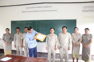 ເມືອງຜາອຸດົມ ຈັດພິທີສອບເສັງ ຈົບຊັ້ນ ມ4.