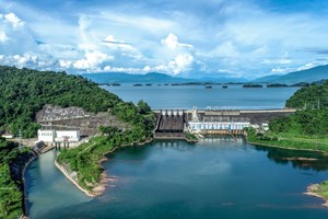 ການສົ່ງອອກໄຟຟ້າ ໃນ 6ເດືອນຕົ້ນປີນີ້ ຄາດວ່າຈະໄດ້ 17,813 ລ້ານກິໂລວັດໂມງ