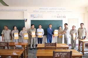 ພິທີເປີດຫົວບົດສອບເສັງຈົບຊັ້ນມັດທະຍົມສຶກສາຕອນປາຍ ທີ່ແຂວງຄໍາມ່ວນ